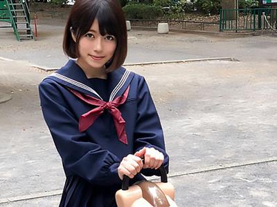 【涼海みさ】大胆な制服姿が魅せるセクシーな瞬間！愛らしい彼女が誘惑の限りを尽くすｗｗｗ