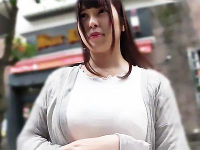 《素人ナンパ×人妻》心躍る瞬間が結ぶ縁！愛と刺激が交錯するセックスでマンコにザーメンドピュッｗｗｗ