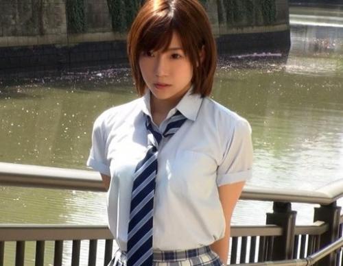 芸能人　本田翼　に雰囲気や顔が似てるような気が・・・。　１年かけて口説き落として悲願のAV出演
