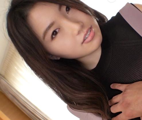 【初撮り】『マッチングアプリで知り合ったセフレが3人います？！』27歳の真面目そうな受付嬢の裏の顔は激エロ？！