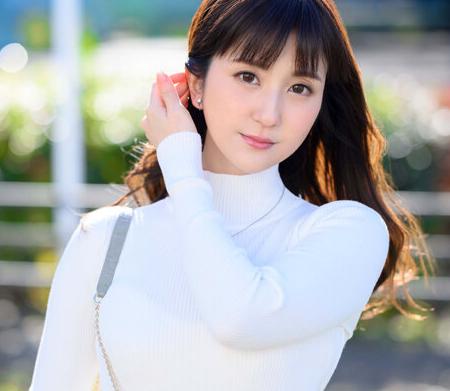 【人妻デビュー】お爺ちゃん、お爺ちゃんが大好きな美人妻が奇跡のデビュー！？エロ過ぎるボディを見せつける！【一ノ瀬のどか】