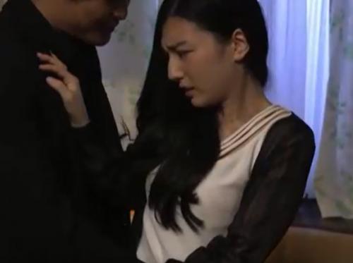 【元カレNTR】『ダメだって分かっているのに？！』甘い言葉を囁く元カレと一線を越えてしまう美人妻！【古川いおり】