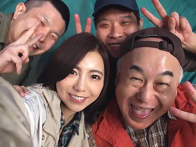 【町内キャンプ×NTR】「中には出さないで…」町内キャンプに参加した美人奥さんテント内で寝取られてしまい中出しされてるんだがｗｗｗ