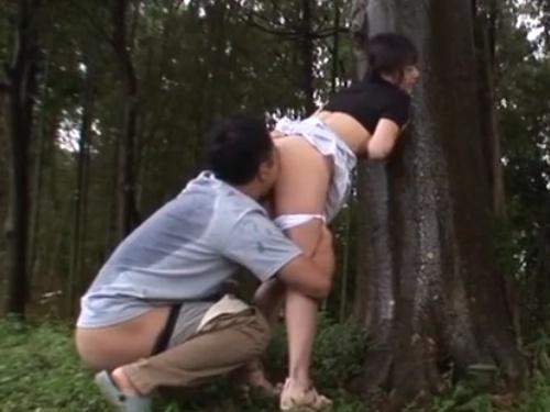 「憧れの野外プレイで魅惑の美乳妹との出会い・・・見逃せない！」