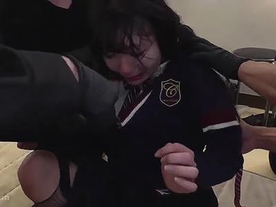 〔JK×中出し〕純粋な魅力があだとなっためっかわ女子校生さんがバッコバコレイプされて容赦なく中出しの餌食になったったｗｗｗ