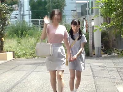 【小柄×ビッ痴】バツイチ女と結婚する男!!ミニマム連れ子と暮らす事になりパイパンに肉棒挿入して中出しがやべぇｗｗｗ