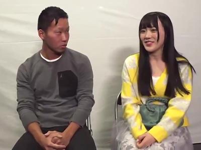 〖カップル×NTR〗シルエットクイズで寝取られた彼女さん寝取られ願望持つ彼氏の前で膣パコされて中出しまでｗｗｗ