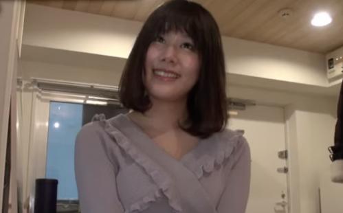 おっとり清楚な印象の彼女がど変態！潮吹きしまくりでドエロ！