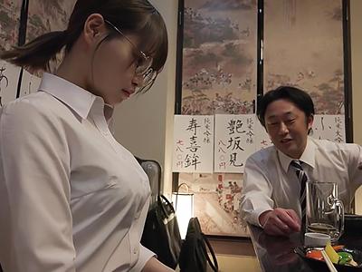 〖相部屋×NTR〗エチ垢バレて寝取られてしまった巨乳OLさん子宮奥までガン突きパコでイかされまくる姿がたまらんｗｗｗ