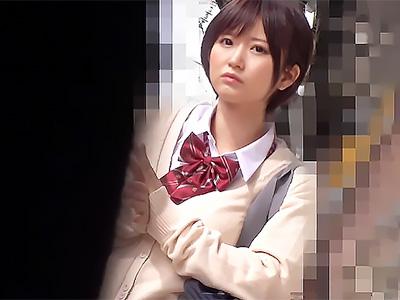 《中出し×素人》美巨乳JKが電車内での体験騒然とした様子と衝撃の運命があなたを惹きつけるｗ