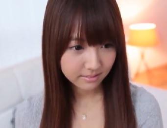 引退宣言をした超人気女優の初々しいデビュー作！？緊張しながらしみけんとエッチしちゃいました！【三上悠亜】