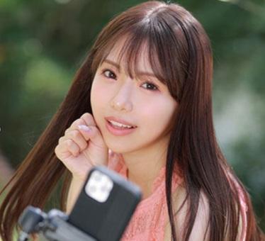 SNSで話題の期待の巨乳美少女がAVデビュー！恥ずかしながらも綺麗なパイパンマンコを“くぱぁ”しちゃいました！【早坂ひめ】