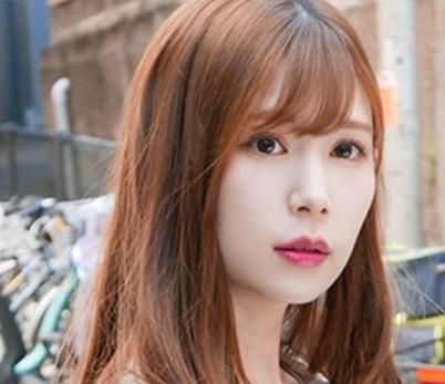 超美人の若妻が旦那の留守中に幼馴染とSEXしちゃう！？暇さえあればひたすらハメまくっちゃいました！【明里つむぎ】