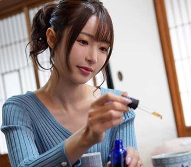 【人妻×キメセク】美人でスリムな人妻が幼馴染とキメセクしてありのまま乱れ狂っちゃいました！【天使もえ】