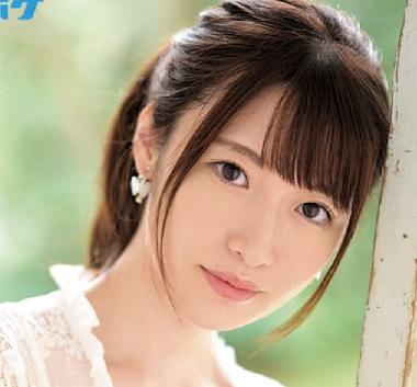 「いっぱい潮吹きたい❤」１９歳色白美乳美少女がAVデビュー！見た目から想像できないほどのドエロっぷりでイキまくっちゃいました！【上坂めい】