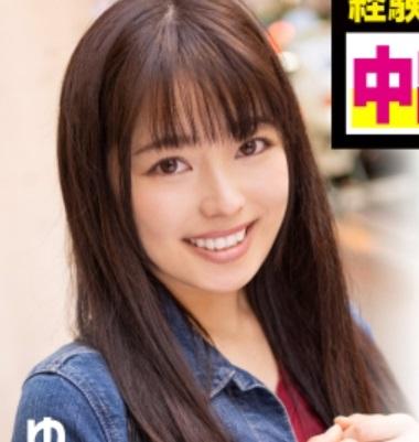 真面目でピュアな栄養士の美女が街でナンパされてホテルでハメ撮りされちゃう！？激しいピストンで中出しされちゃいました！【宮沢ちはる】
