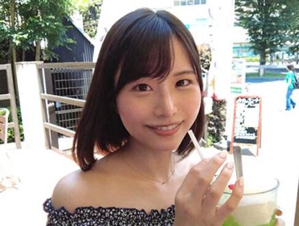 ロリ顔美巨乳の美女が彼氏と部屋で四六時中パンツ履く暇ないほどイチャラブセックスしちゃいました！【本郷愛】