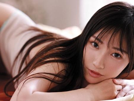 福岡で逸材のグラビアアイドルがAVデビュー！国宝級の美ボディーを見せつけちゃいました！【山手梨愛】