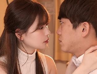 超美人の女教師が男子生徒と一線を越えちゃう！？体育倉庫で禁断の中出しＳＥＸしちゃいました！【明里つむぎ】