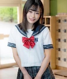SSS級スレンダー美少女がAVデビュー！制服姿が現役JKと変わらないルックスでエッチなことしちゃいました！【響乃うた】