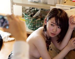 地味で眼鏡の美少女が彼氏ができて可愛く変身したら鬼畜な男子生徒達に目を付けられ輪姦レイプされちゃいました！【架乃ゆら】