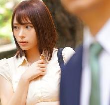 【相部屋×不倫】スタイル抜群の美人人妻が絶倫上司と出張先の民泊で相部屋に！？朝から元気にハメまくっちゃいました！【伊藤舞雪】