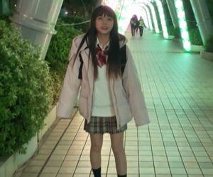 【JK×制服】イルミネーションデートからホテルでいちゃらぶハメ撮り！男性器をねじ込むとエッチな表情に変化する