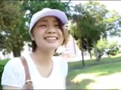【ロリ】待ち合わせしたデカパイな可愛い田舎娘を車内で全裸にしておもちゃ責め！パコられて子宮へ伝わる摩擦で完落ち秒読み