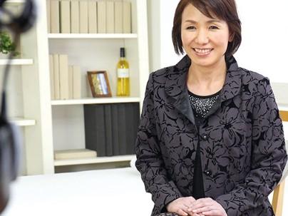 ≪人妻≫【熟女】性欲高めの人妻熟女が旦那いがいのオチンポでエロ行為になっちゃうｗｗｗｗｗ