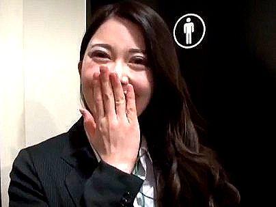 ＜SOD女子社員！＞三十路の人妻奥さん美魔女！会社で不倫セックスしちゃうぞｗｗｗｗｗ