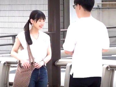 ＜イキ潮お漏らし！＞街でナンパされてエロ行為になっちゃう素人が滅茶苦茶カワイ子ちゃんでビビったｗｗｗｗ