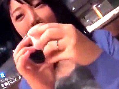 ＜29歳奥さん！＞「え、ｈですか？…」アラサー素人美魔女奥さん！口説いてなし崩し的エロ行為に！