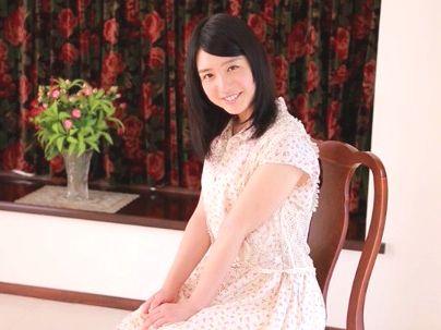 ＜清楚美少女！＞「かわええ…ゾ」清楚系上品な感じのスレンダー美乳おっぱい女子！AV出演決めちゃうゾｗ