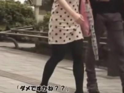 ≪熟女≫【ナンパ】町で見かけた人妻熟女がナンパされてエロ行為で感じちゃうぞｗｗｗｗｗｗ