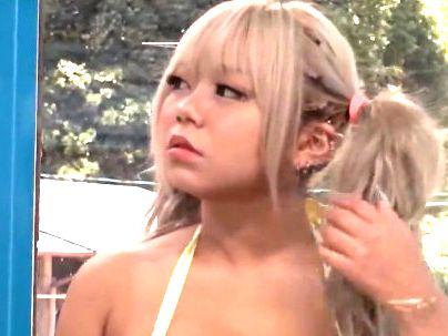 ＜素人ナンパ！＞海水浴で見つけた黒ギャルがマジックミラー号でを性感エステで・・・
