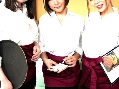 ＜ウェイトレス！＞「たまんね～ぞｗ！！」ボイン下美女人お姉さん達！ノーブラ誘惑エチエチできちゃうぞ！！
