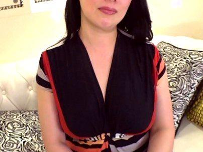 ＜五十路オバサン！＞エロい感じの人妻熟女が他人棒で浮気行為しちゃうぞｗｗｗｗ