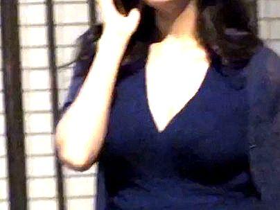＜人妻レ●プ！＞巨乳おっぱい美魔女オバサン！鬼畜な男に強引に犯されレイプされるぞ！