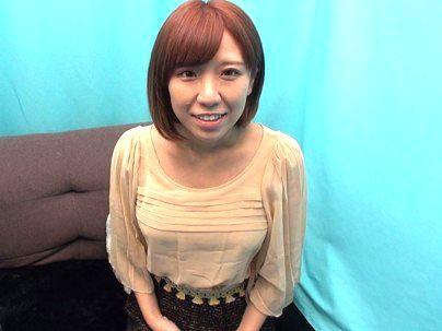 ＜口説いてカーセックス！＞素人の巨乳おっぱいギャルがナンパされてエロ行為になっちゃうぞｗｗｗ