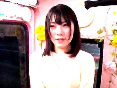 ＜マジックミラー便×素人企画！＞真面目そうなカワイ子ちゃん素人がナンパされて車の中でクリトリスいじられるｗｗｗｗ