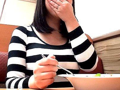 ＜人妻ナンパ！＞スタイル抜群巨乳オッパイムチムチ奥さん！ハメ撮りエロ行為しちゃうぞ！