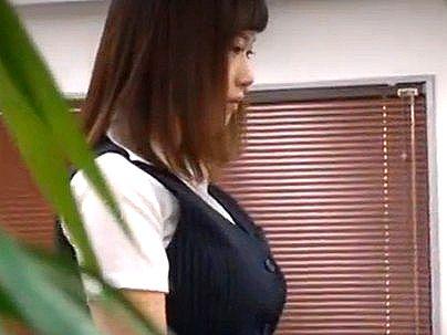 ＜新人教育！＞チョイブスだけどエロい体の巨乳おっぱい女子社員OL！エロい教育うけちゃうぞ！