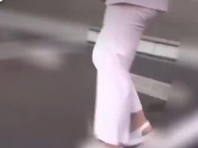 ≪マジックミラー号≫【素人】エロカワイ子ちゃんナース素人がマジックミラー号で筆おろしシチャウｗｗｗ