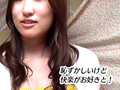 ＜人妻ナンパ！＞「恥ずかしい…けど」上品な感じの美乳おっぱい！口説かれザーメン中出しになるぞ！