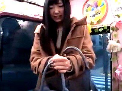 ＜素人ナンパ！＞「恥ずかしい・・・」清楚系の可愛い女子大生JD！MM便でエチエチに感じちゃう！
