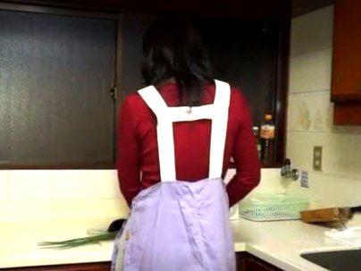 ＜兄嫁と濃厚な！＞性欲高めの人妻熟女が濃厚なエロ行為に発展しちゃうｗｗｗｗｗ