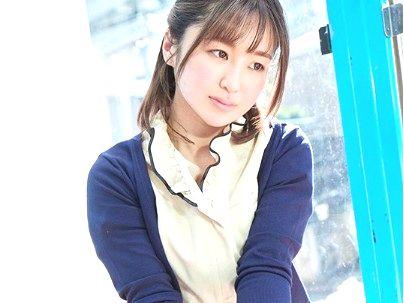 ＜エステお姉さん！！＞上品な感じの可愛すぎ美少女エステティシャンがマジックミラー号で金玉マッサージとかヤバすぎる！！！