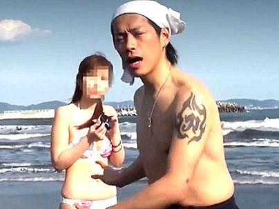 ＜素人ナンパ＞海水浴場で見つけたカワイ子ちゃんがナンパされてエロ行為に持ち込んじゃうぞｗｗｗｗｗ