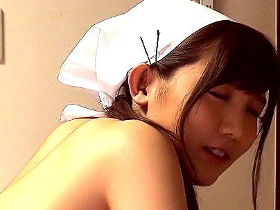 ＜全裸家政婦！＞巨乳おっぱいお手伝いできた爆乳おっぱい美女！エロ行為もシテクレチャウ！