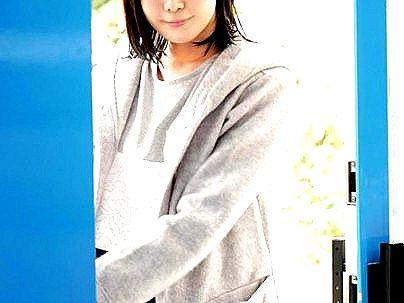 ＜人妻ナンパ！＞滅茶苦茶若く見える四十路奥さん！ゲットされてＭＭ号でネトラレエロ行為になっちゃうぞ！
